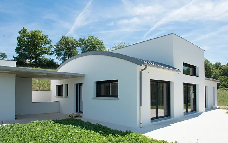 Maison moderne avec garage indépendant à Comps la Grand Ville
