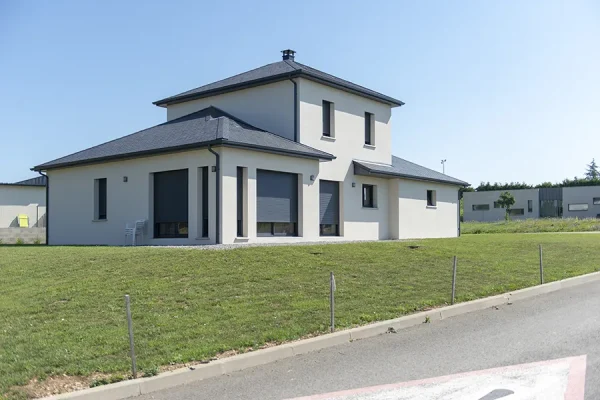 Maison traditionnelle à étage à Balsac