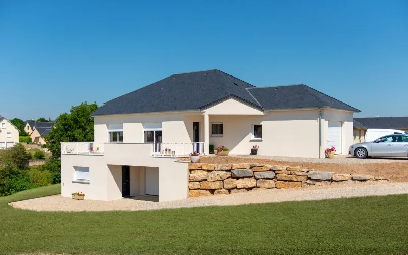 Maison traditionnelle avec 2 logements à Druelle