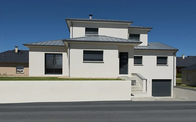 Maison traditionnelle avec demi sous sol à La Primaube